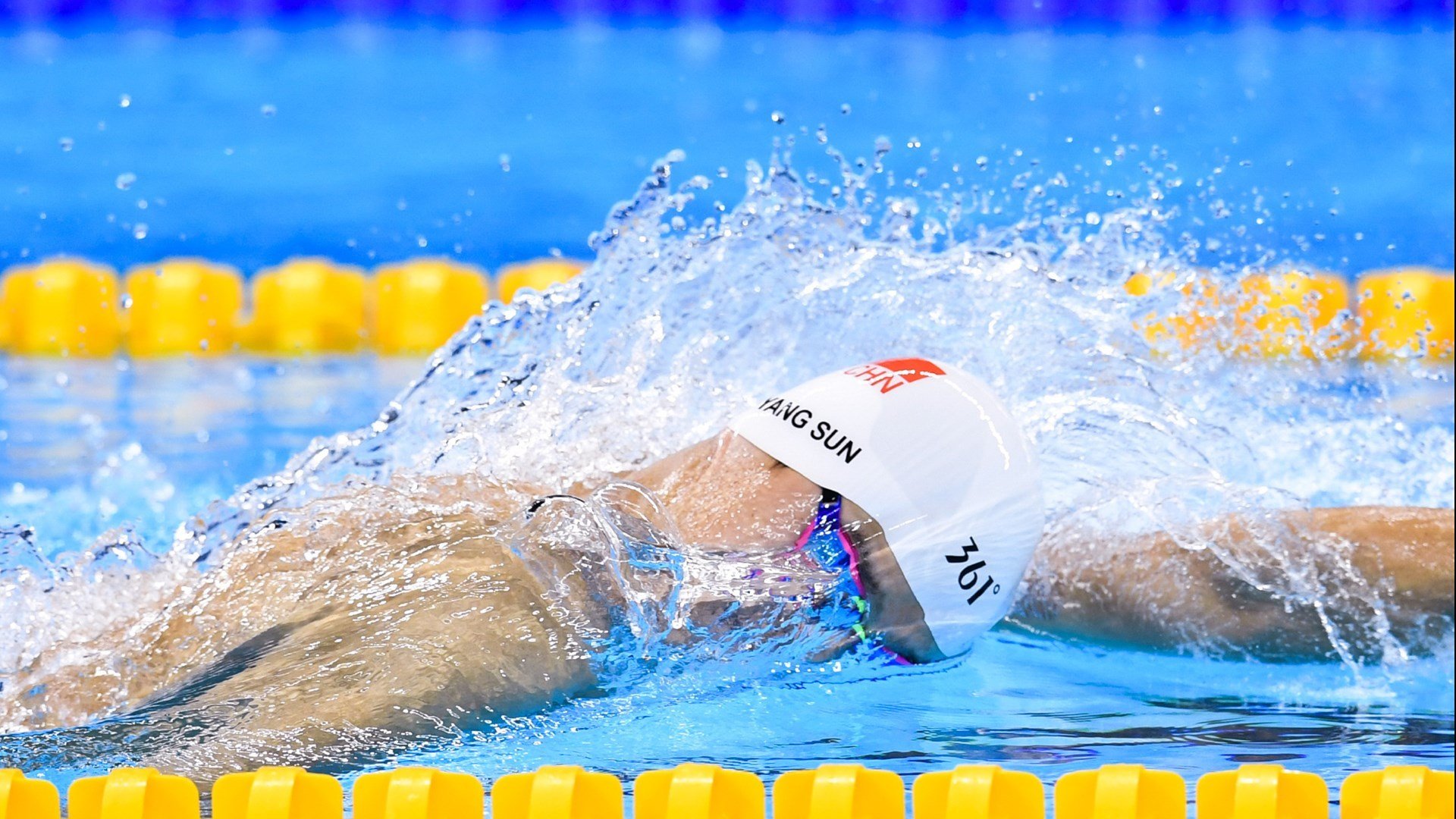 德甲争冠战之夜,加维大场面先生