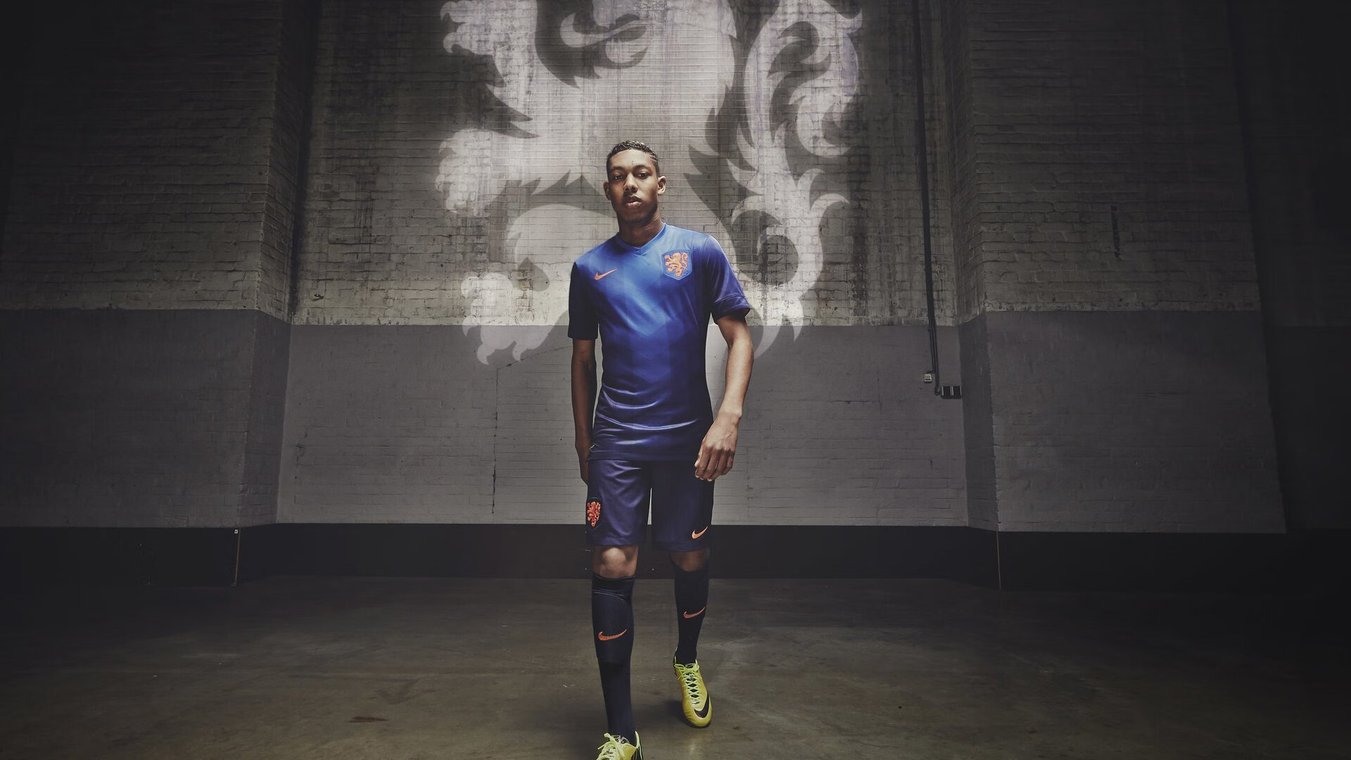 西决生死战之夜，詹姆斯让比赛提前失去悬念