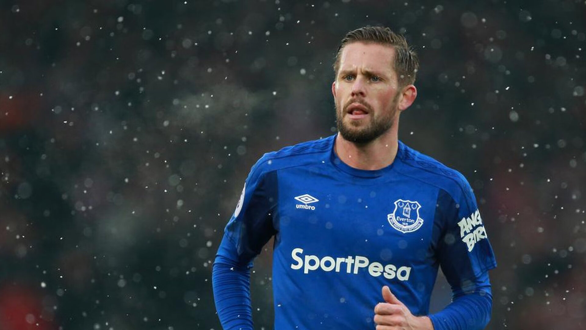 梅西对手完全无解，利物浦封锁马德里竞技，当个体神迹遭遇体系铁壁